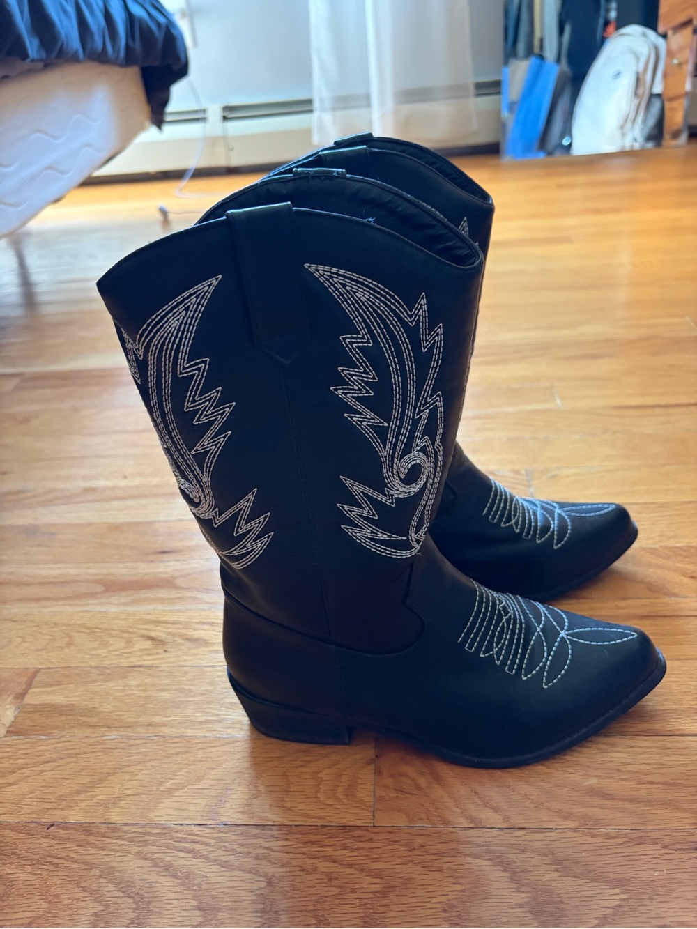 Black Western Embroidered Cowboy Boots for Women